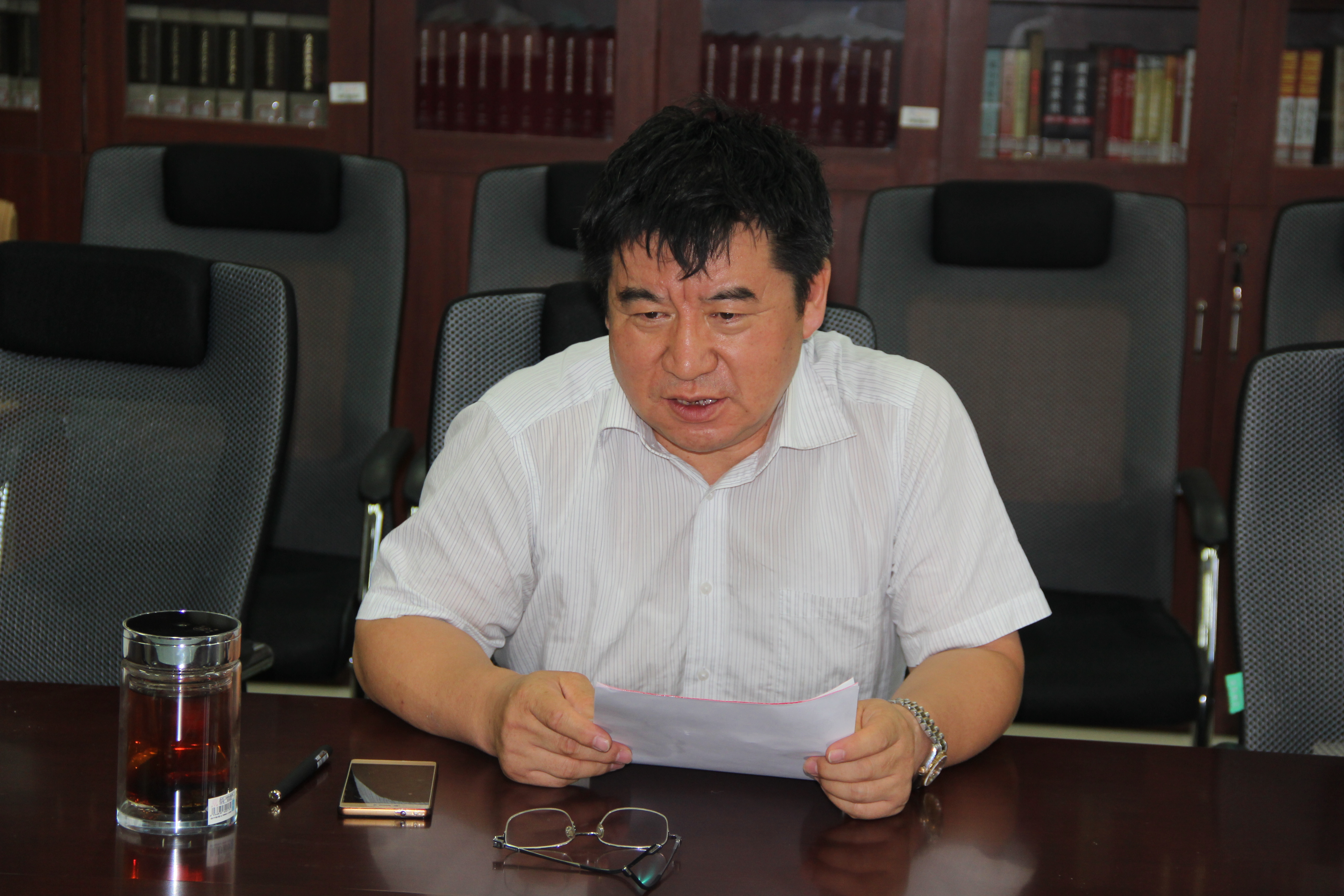 学校党委书记兼马克思主义学院院长朱炳文作重要讲话